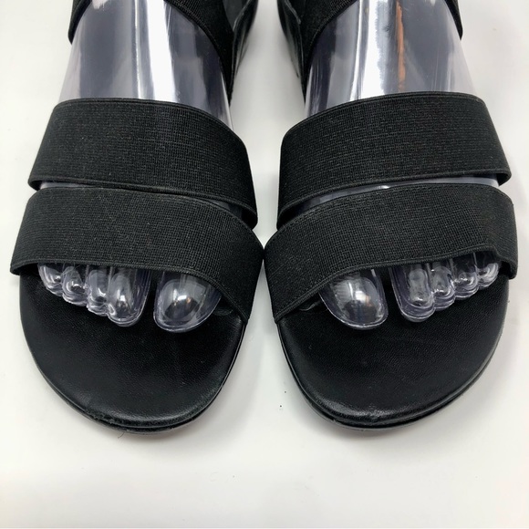Stuart Weitzman Black Leather and Elastic Crisscross Straps Flat Sandal Open Toe - Picture 4 of 10